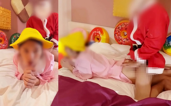 Merry Xxx-Mas! Get Pregnant With Santa In A Tiny Cunt