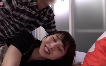 Jav Beauty Goes From Innocent To Slutty With One Kiss!