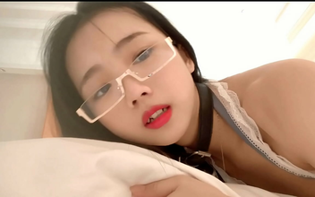 Revealing The Art Of Seduction - The Mesmerizing Eyes Of An Alluring Enchantress